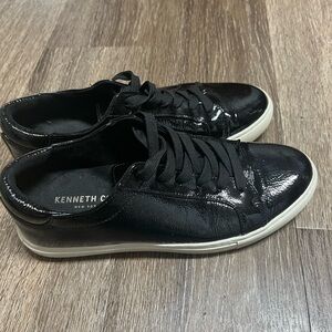 Kenneth Cole Womens Kam Techni-Cole Black Patent Leather Sneakers size 7